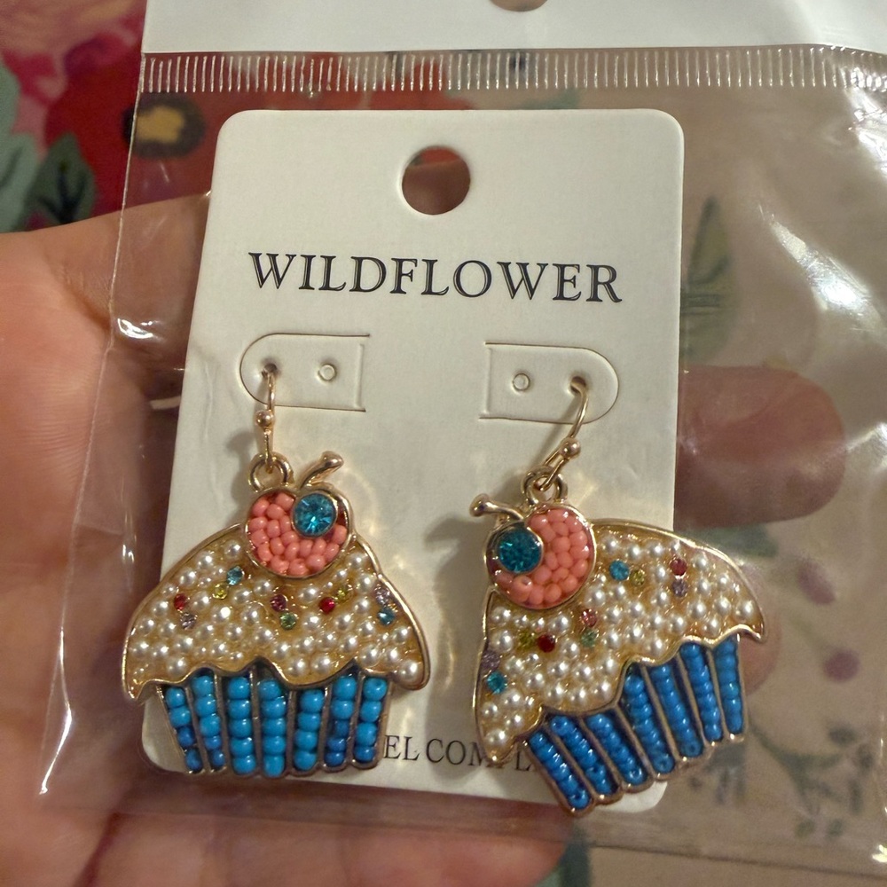 Gold Textured‎ Earrings